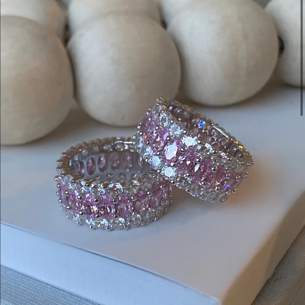 BP CRYSTAL AND LIGHT PINK SILVER SPARKING RING- SIZE 7! 🥰💎💍❤️